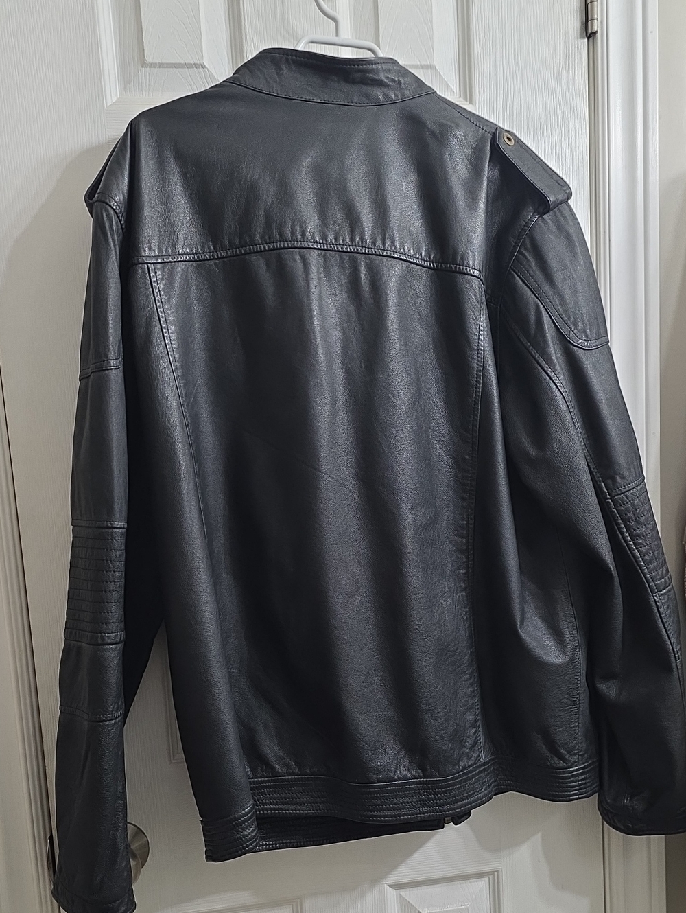 Danier Black Leather Moto Jacket with Zip Pockets - Picture 2 of 12